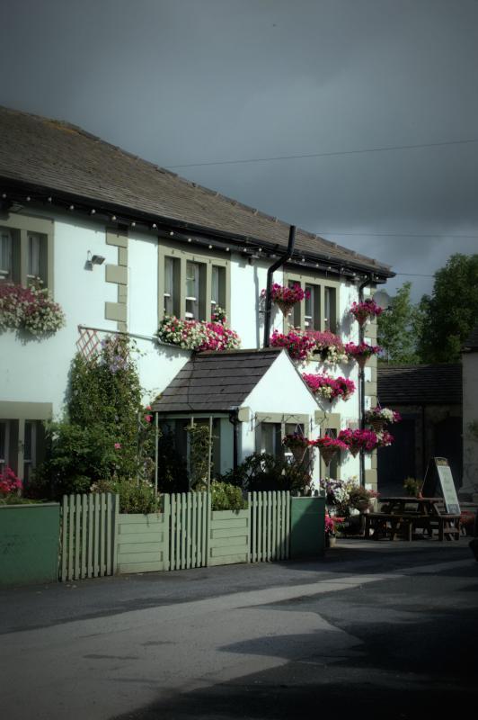 The Boars Head Hotel Long Preston Exterior photo